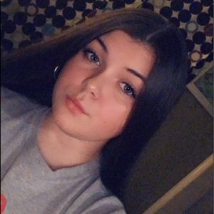 Meet your Posher, Marisa